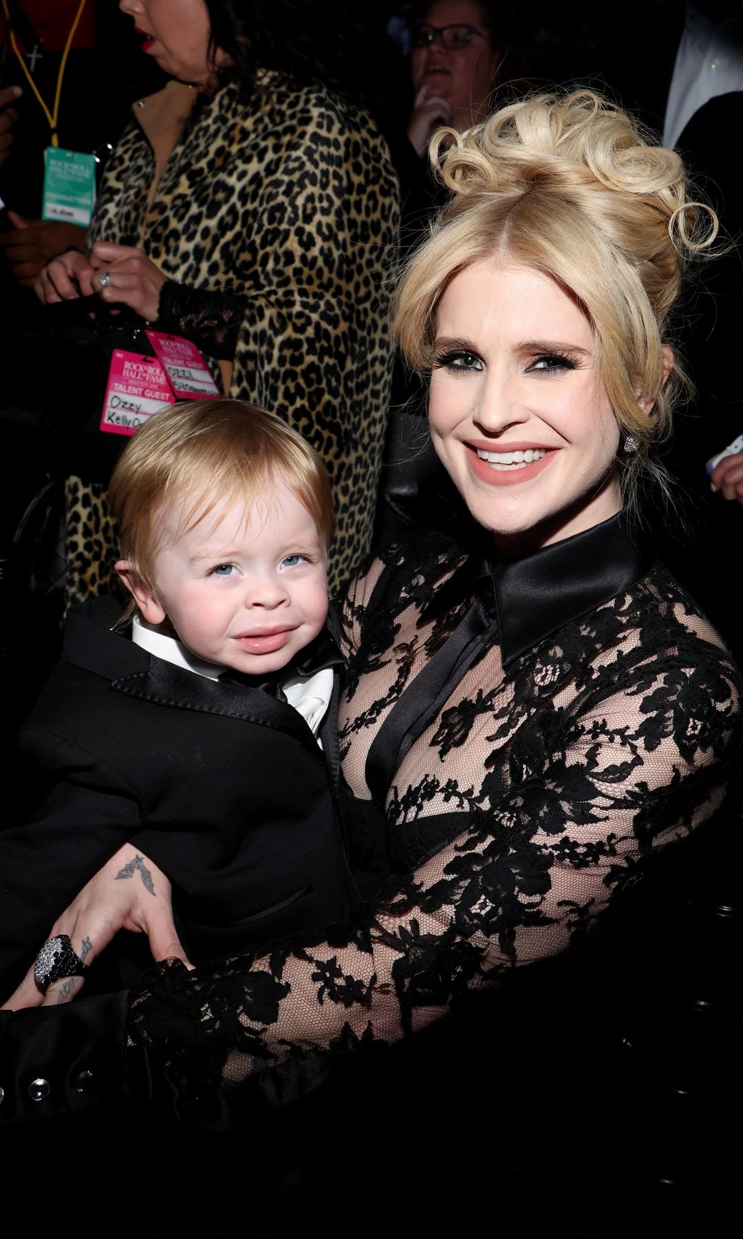 Kelly Osbourne et son fils, Sidney en 2024 