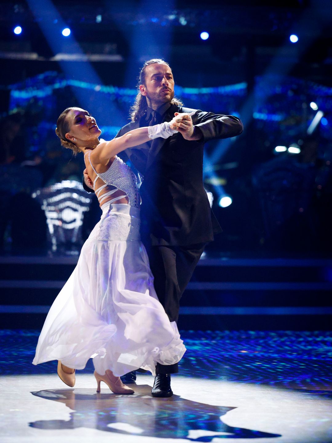 Pete Wicks and Jowita Przystal dancing a tango