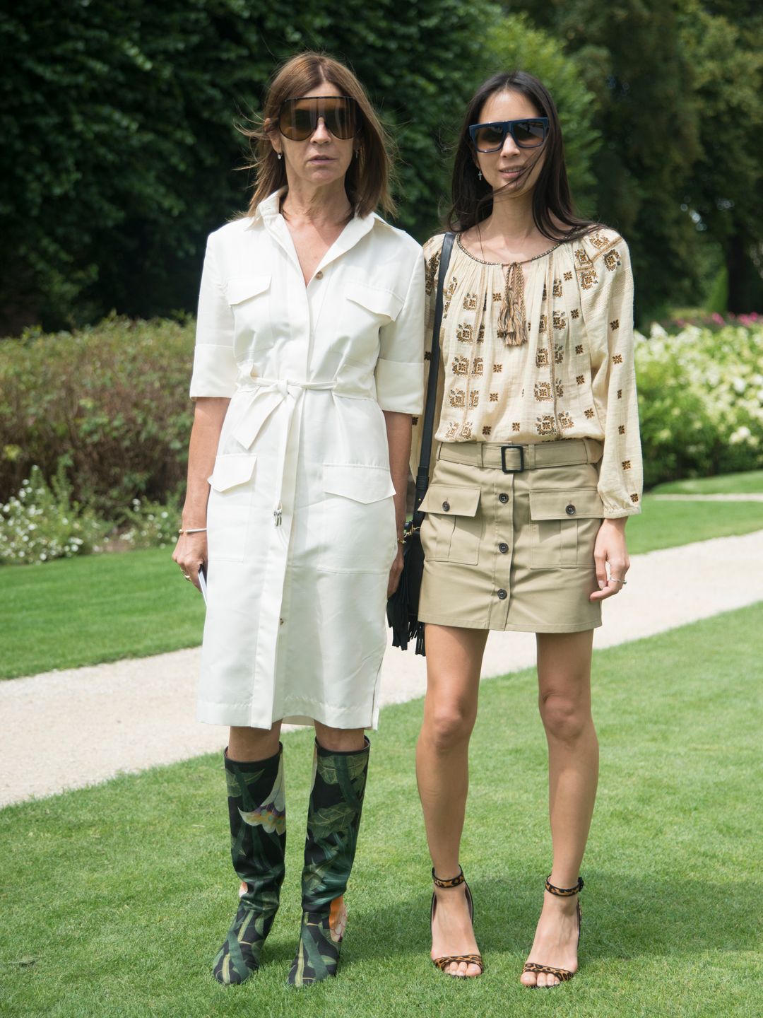 Melanie photographed with Carine Roitfeld during Paris Haute Couture Fashion Week, 2014.