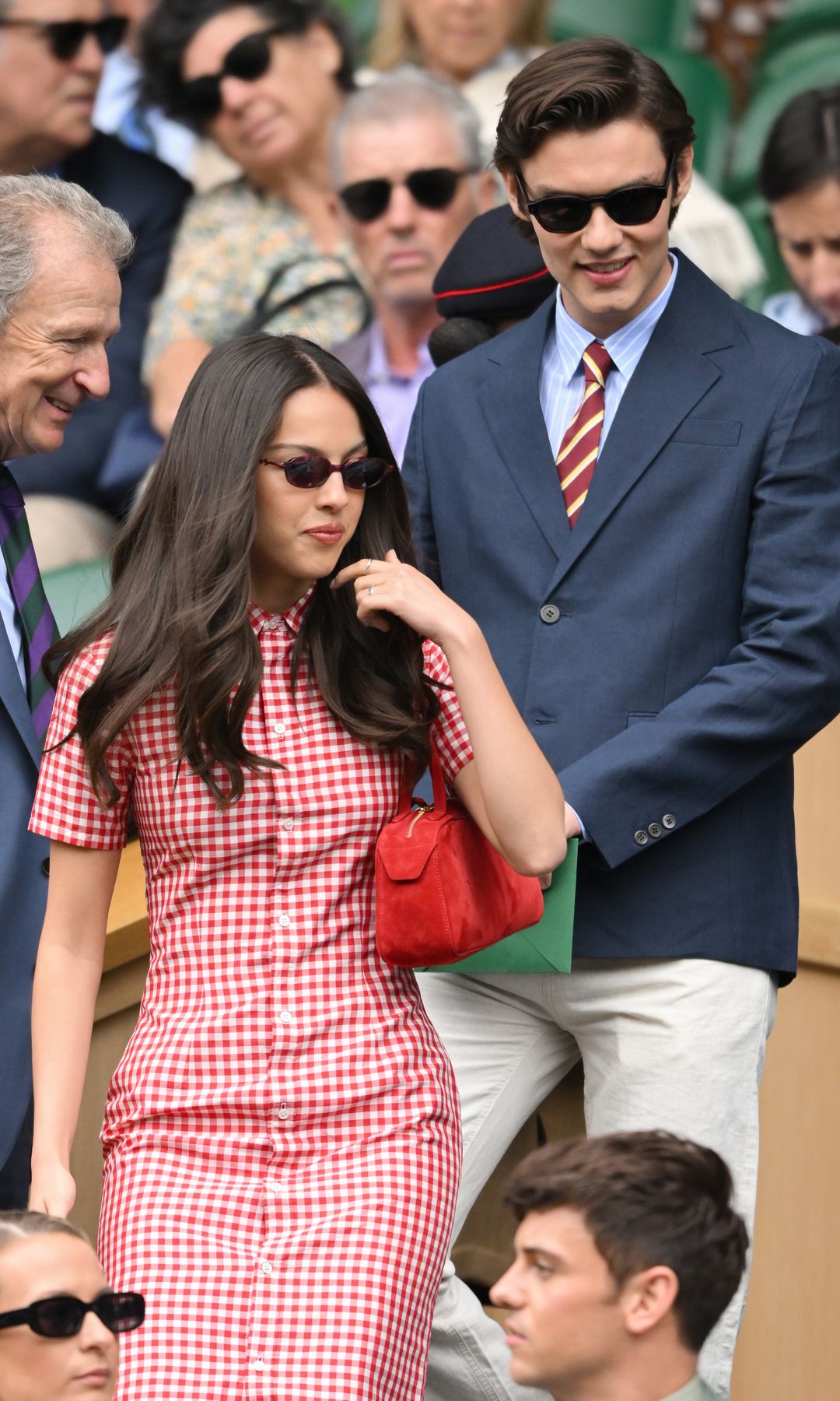 Olivia Rodrigo et Louis Partridge