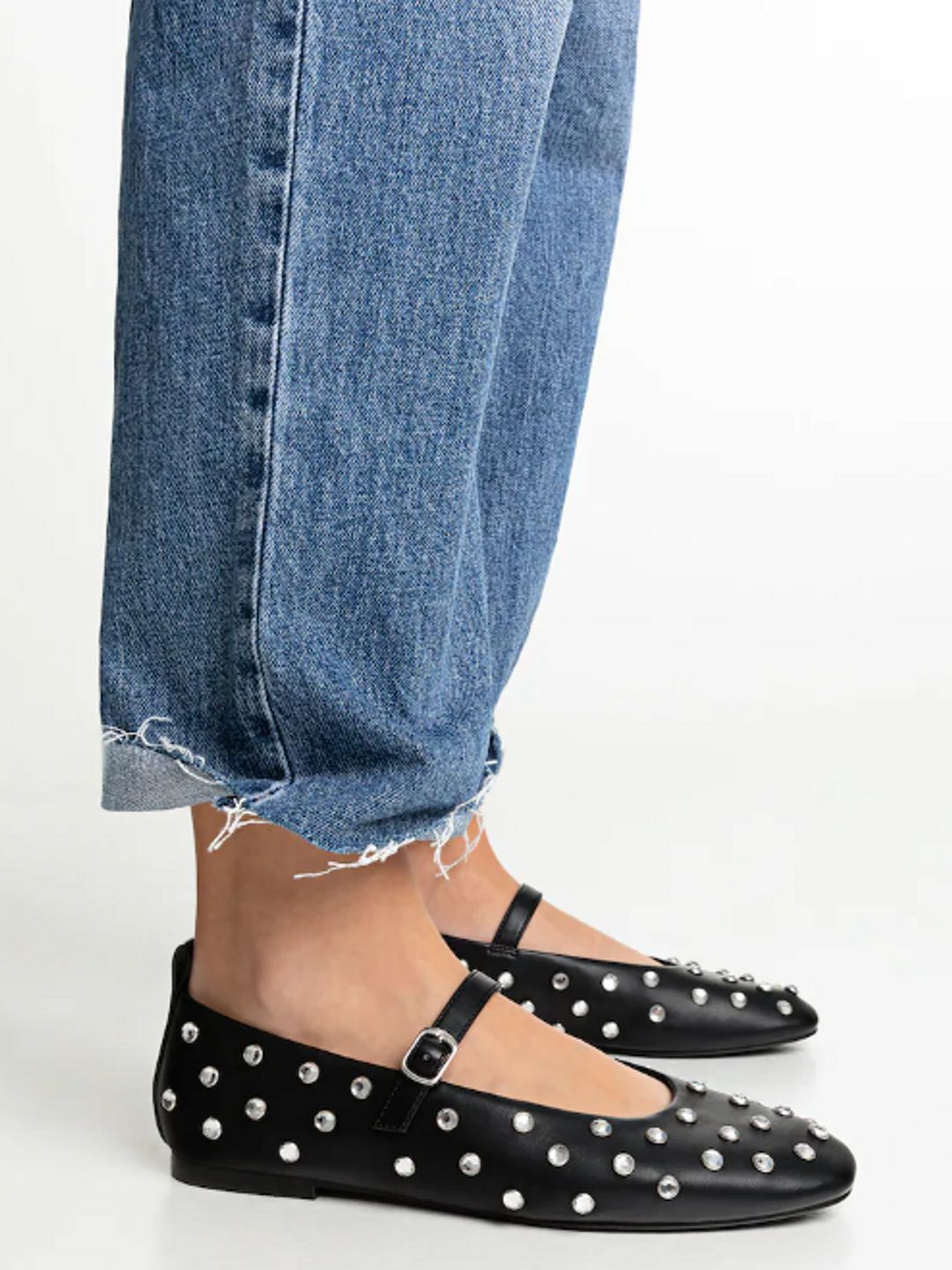 21 Party Season Flat Shoes for Comfy Glamour: ASOS, Zara, Jimmy Choo ...