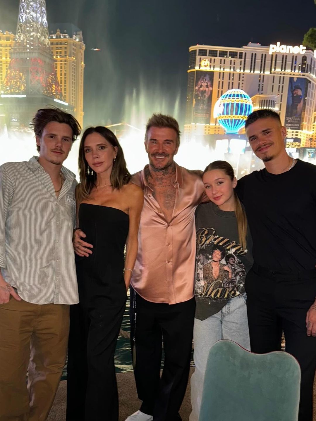 Crus, Victoria, David, Harper and Romeo Beckham pose for a family picture in Vegas