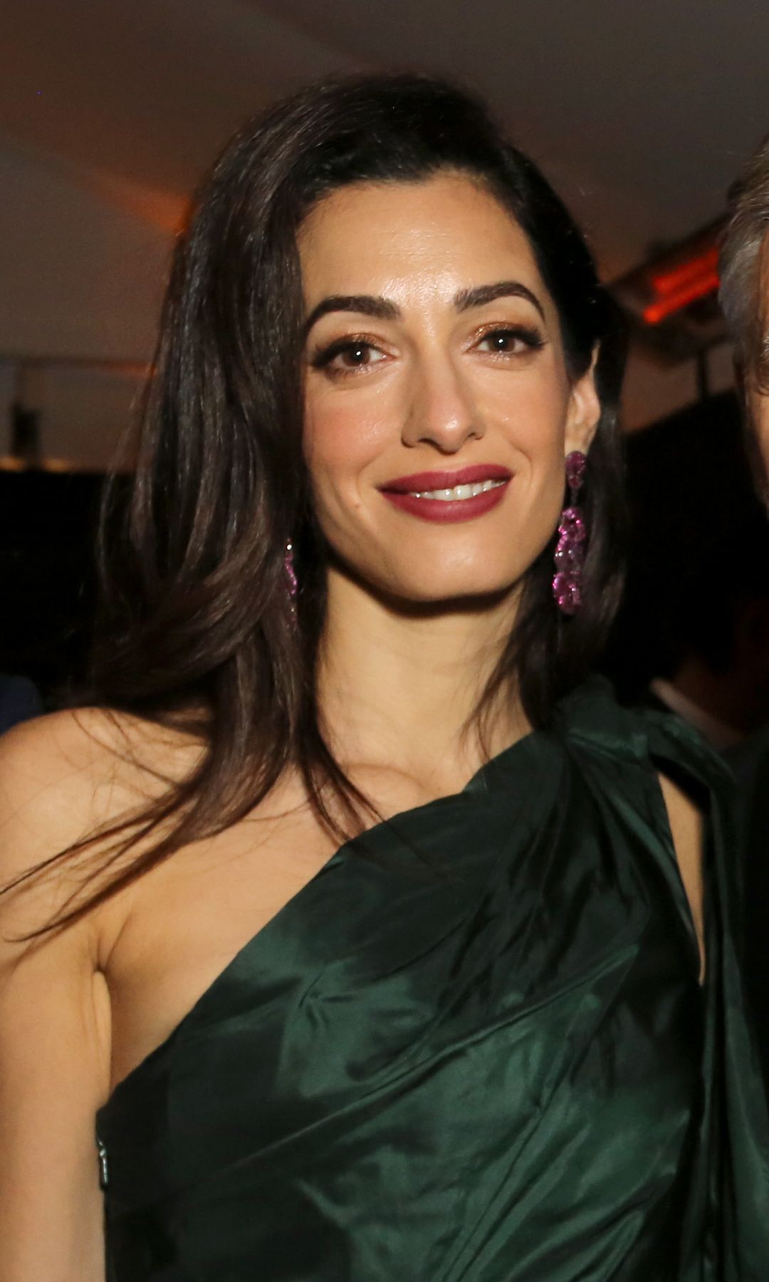 Amal Clooney and George Clooney attends the premiere of Hulu's "Catch-22" on May 07, 2019 in Hollywood, California. (Photo by Rachel Murray/Getty Images for Hulu)