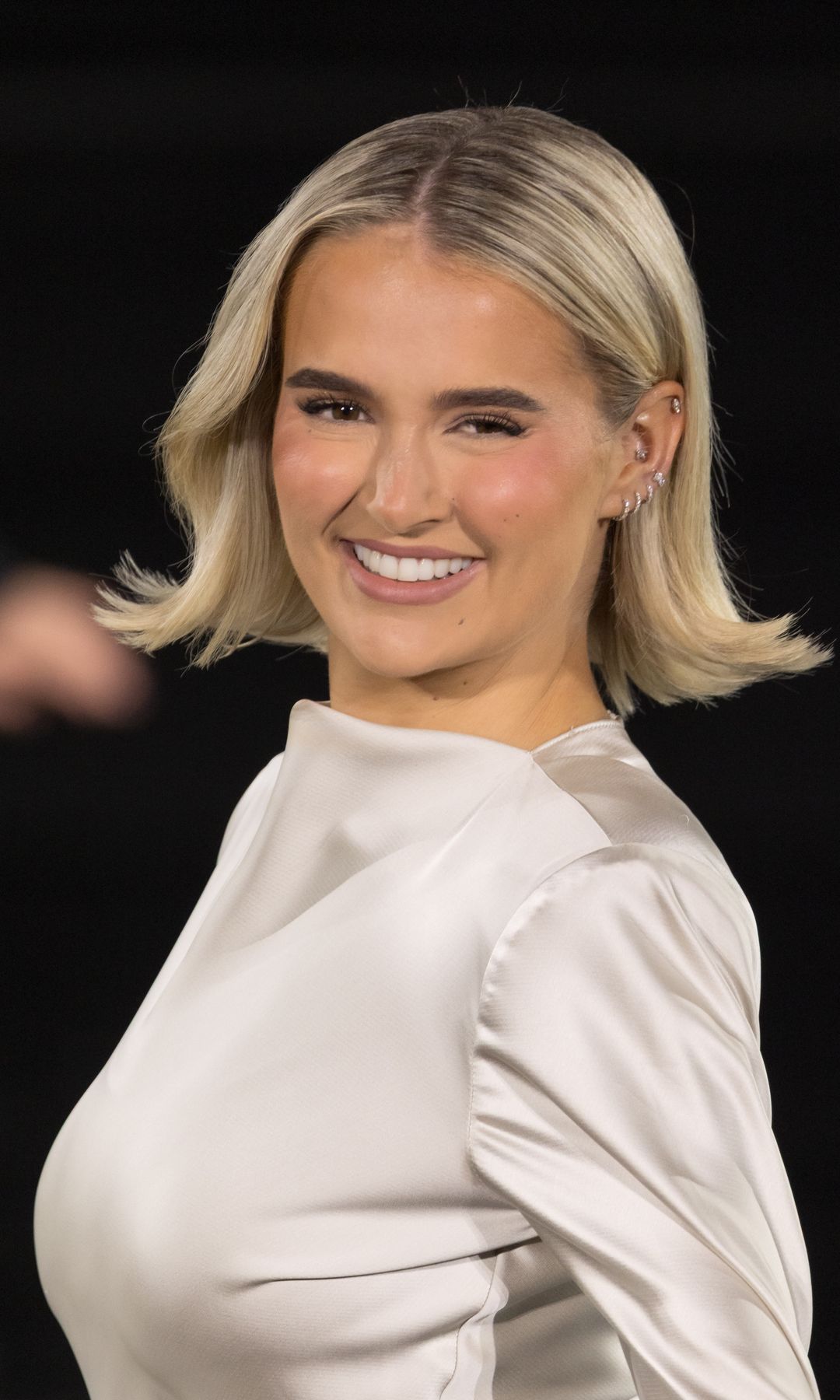 molly mae's short bob 