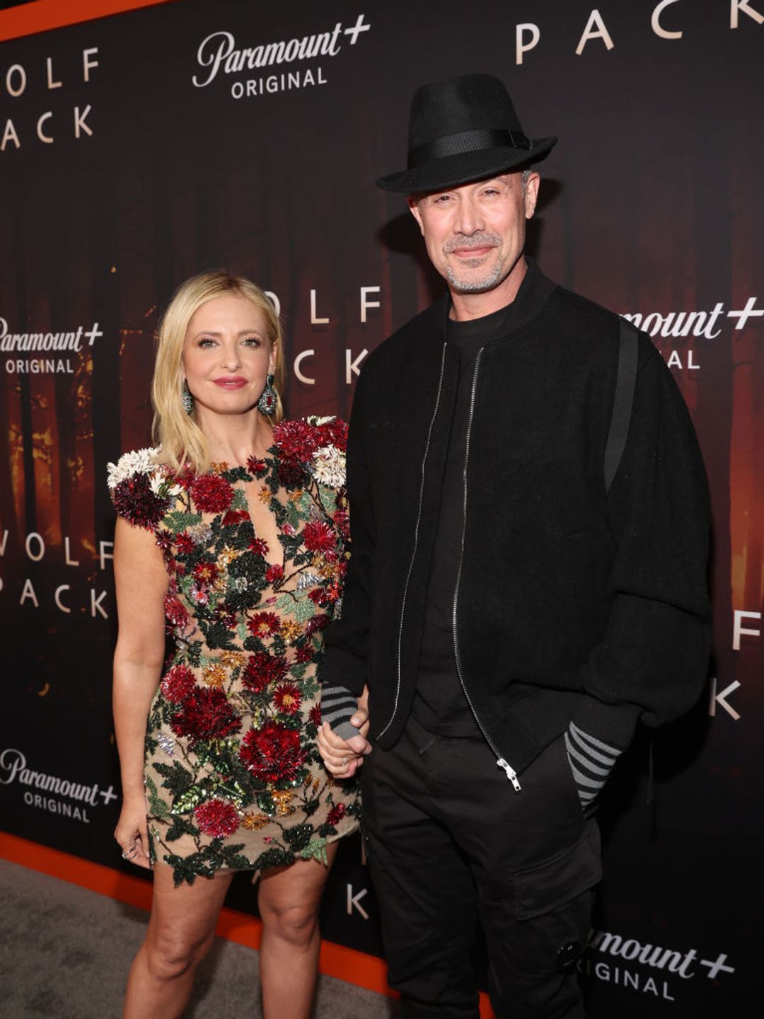 Sarah Michelle Gellar and Freddie Prinze Jr at the premiere of Wolf Pack in January 2023. 
