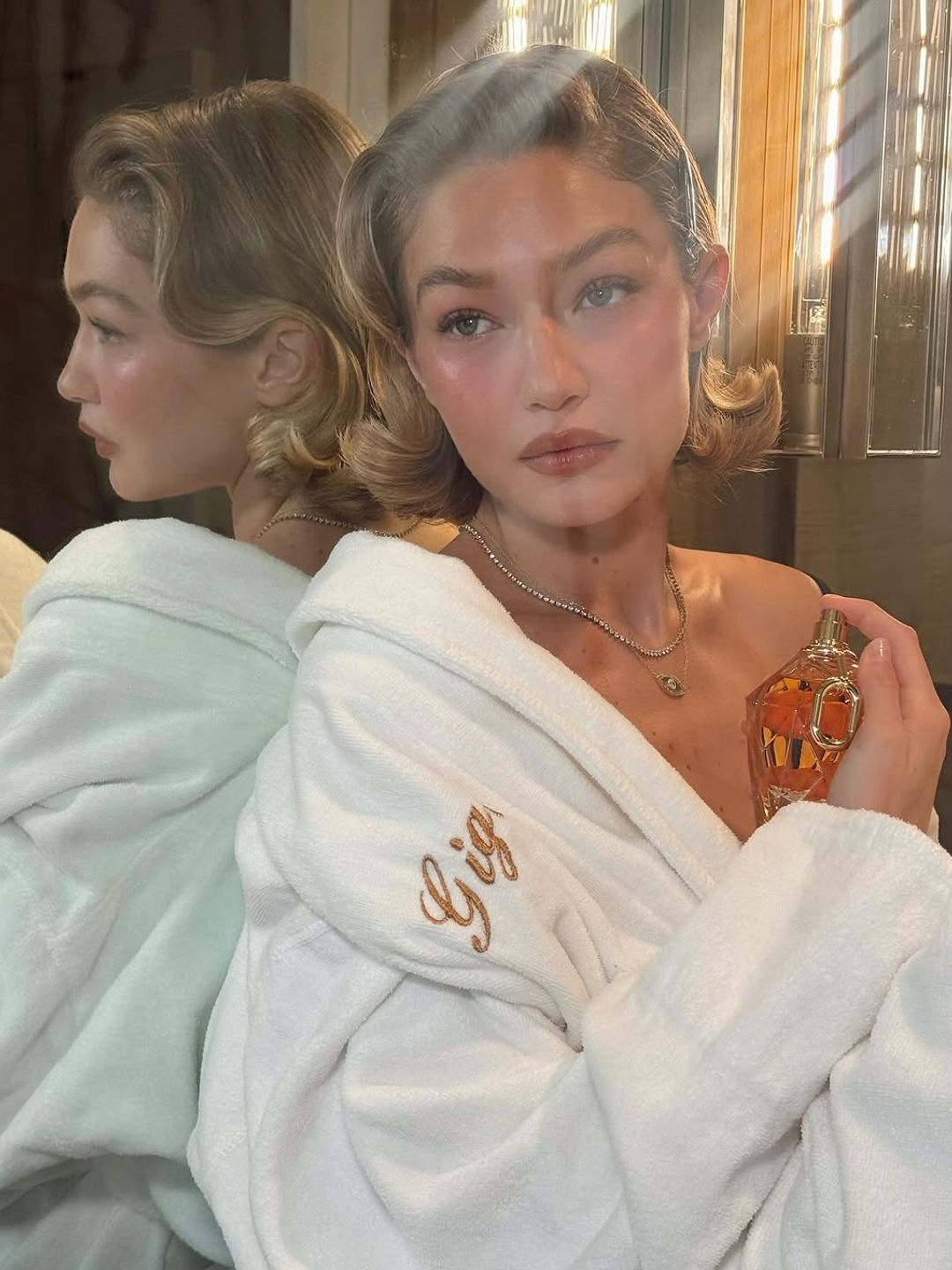 Gigi Hadid stuns with her 1950s inspired bob