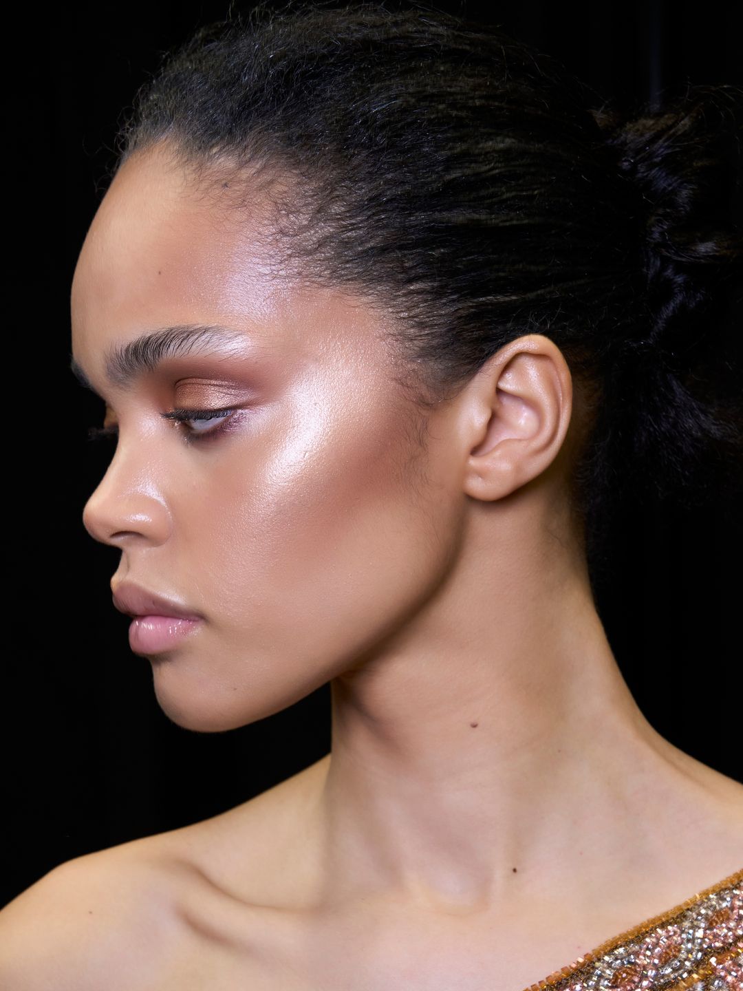 Model with beautiful contoured cheekbones