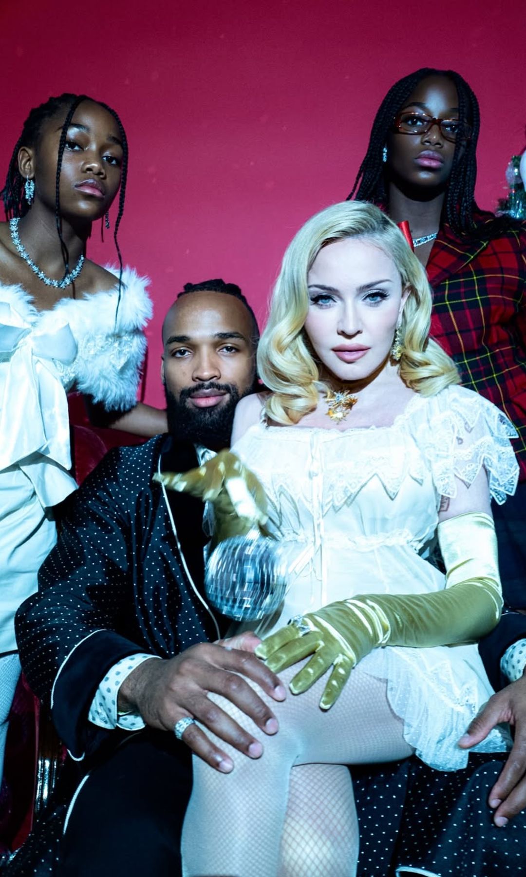 Madonna's Christmas photoshoot