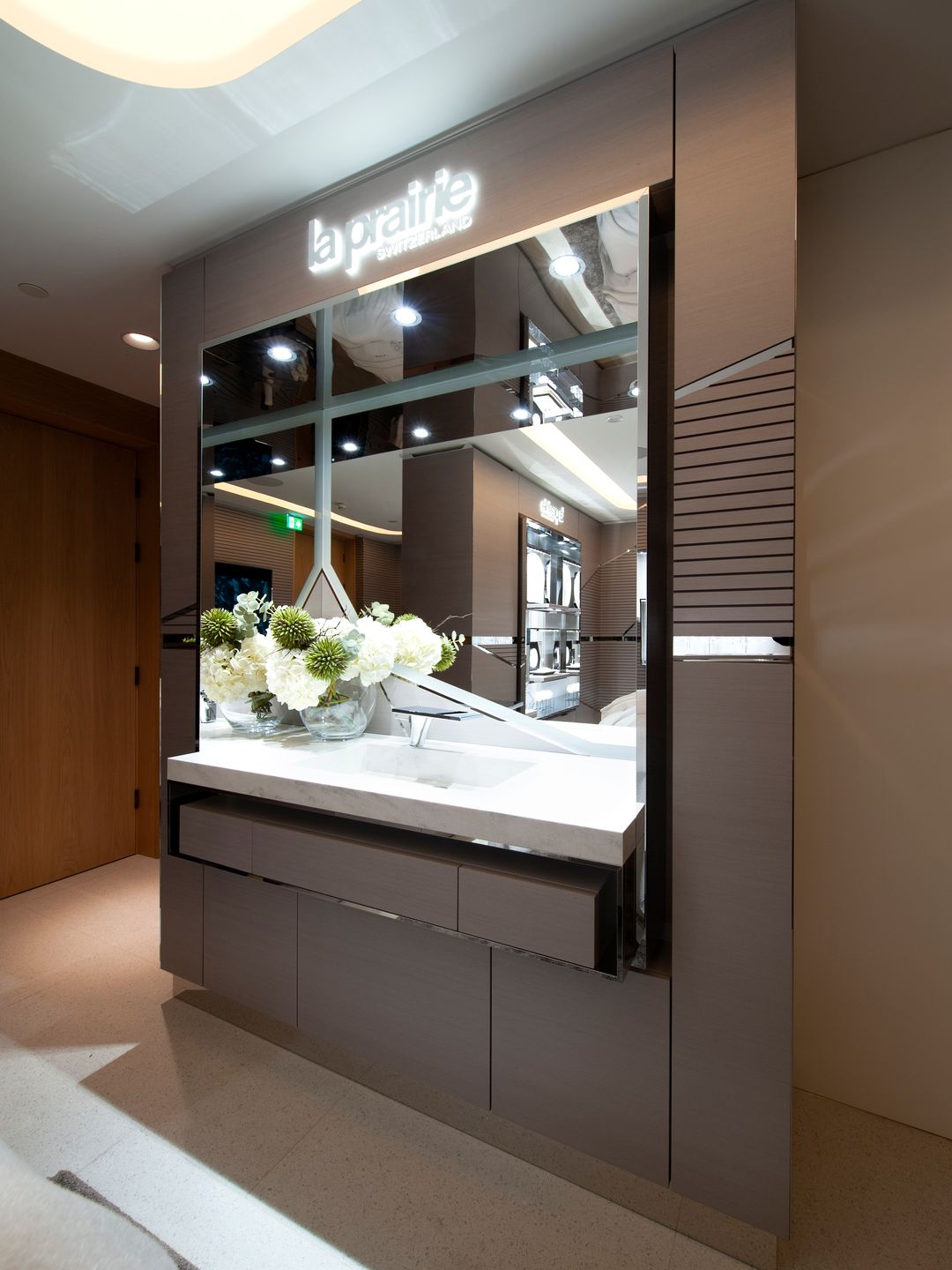  La Prairie