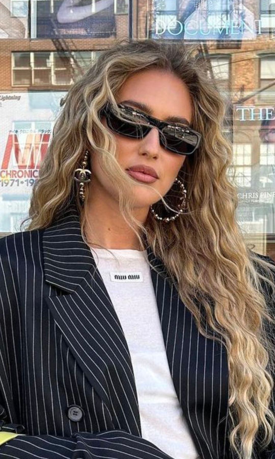 Crimped hair is bang on trend for summer 2025 