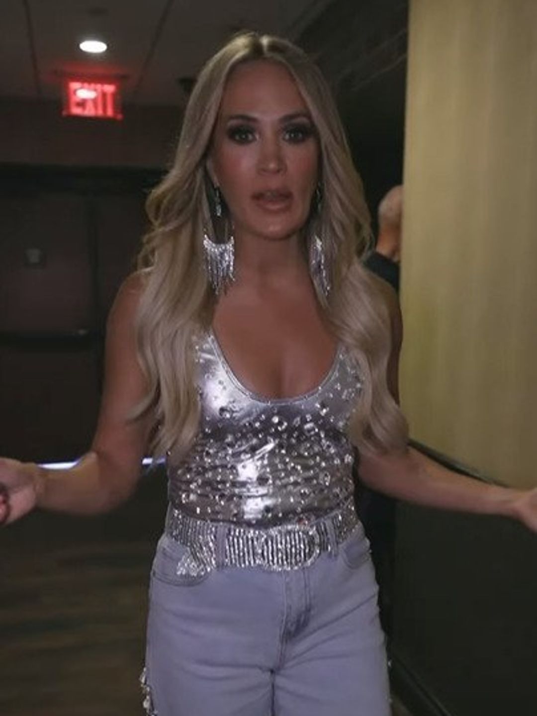 carrie underwood silver top walking backstage grand ole opry nashville