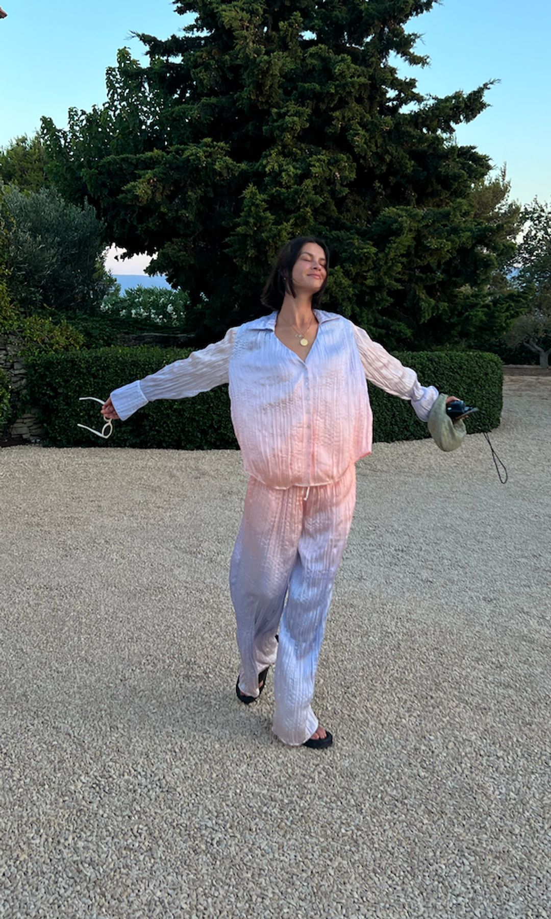 Grace McGovern dans la tenue ombré