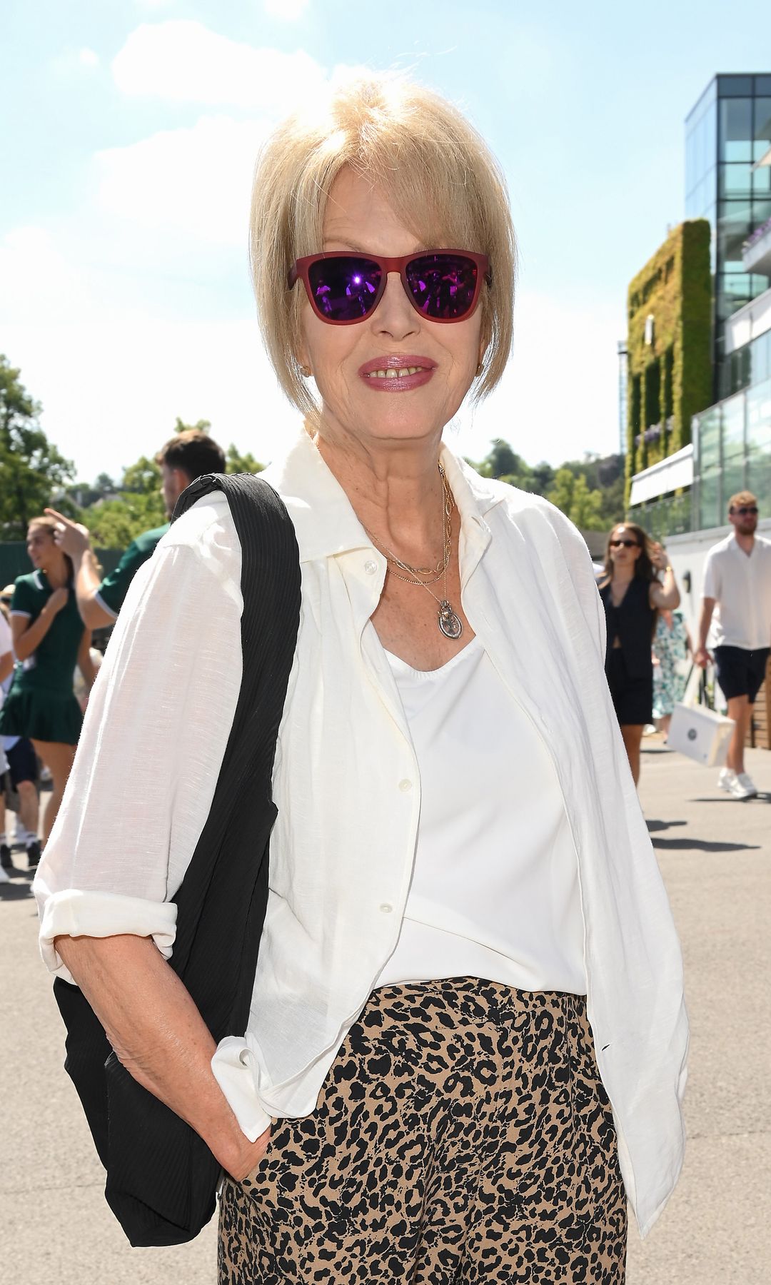 joanna lumley at wimbledon