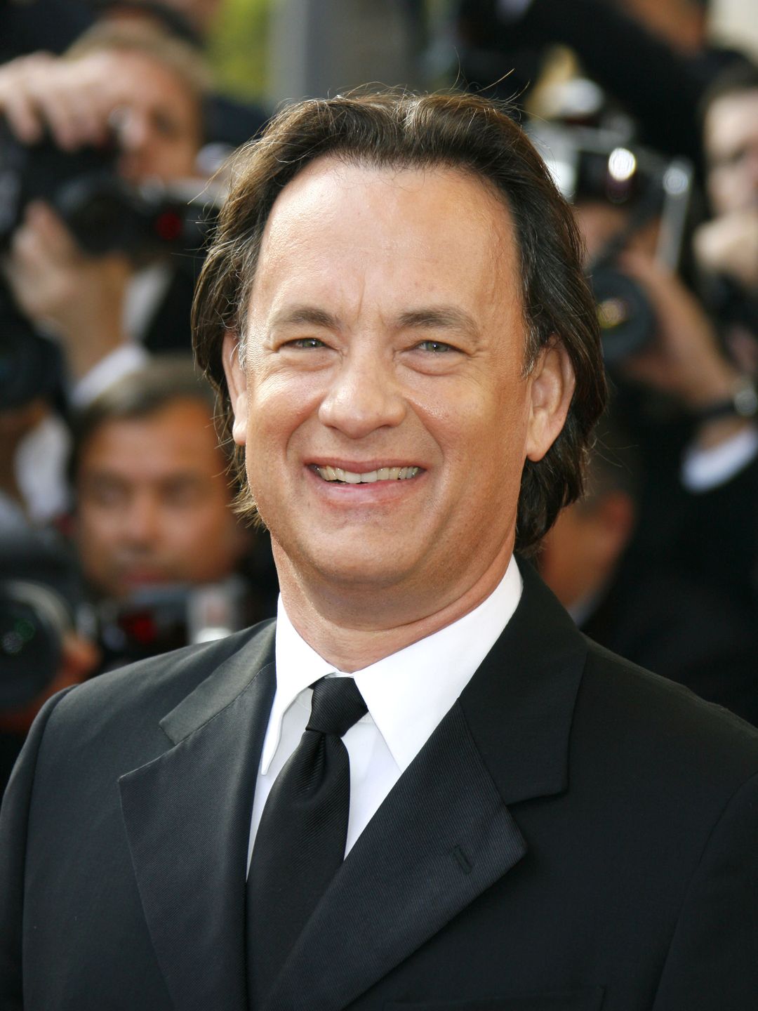 tom hanks with long hair