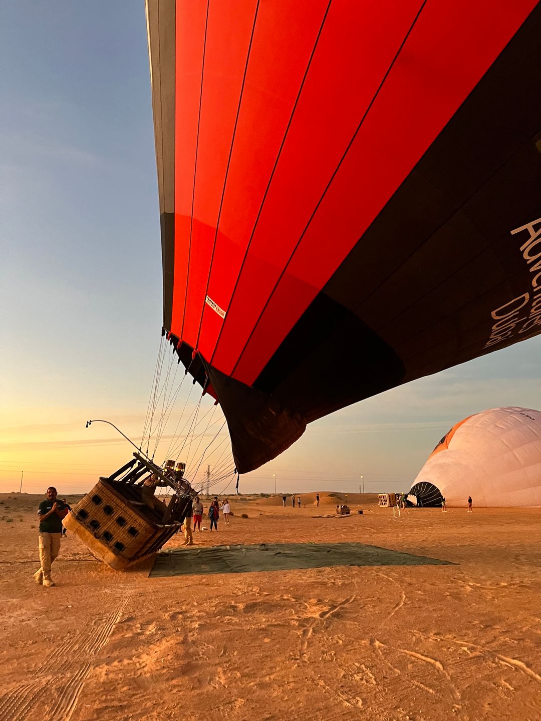 Sunrise hot air balloon in the Dubai Desert Conservation Reserve