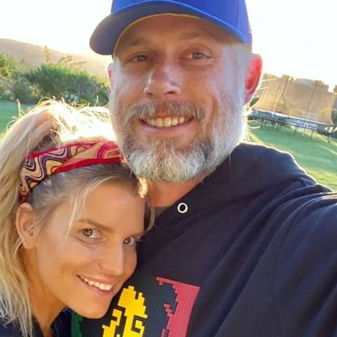 Jessica Simpson shares sweet family update with photo of her 'triplets'