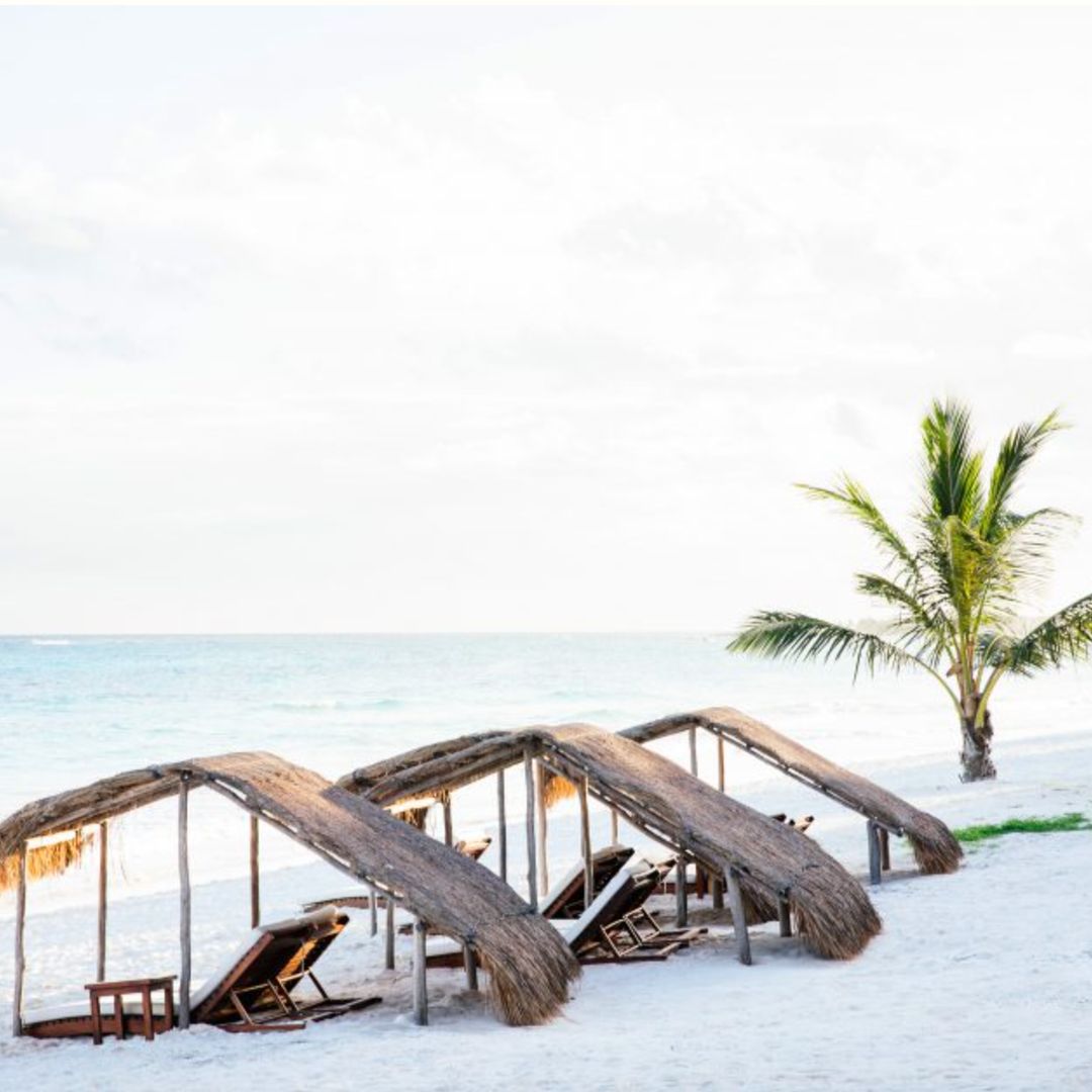 beach huts in mexico 