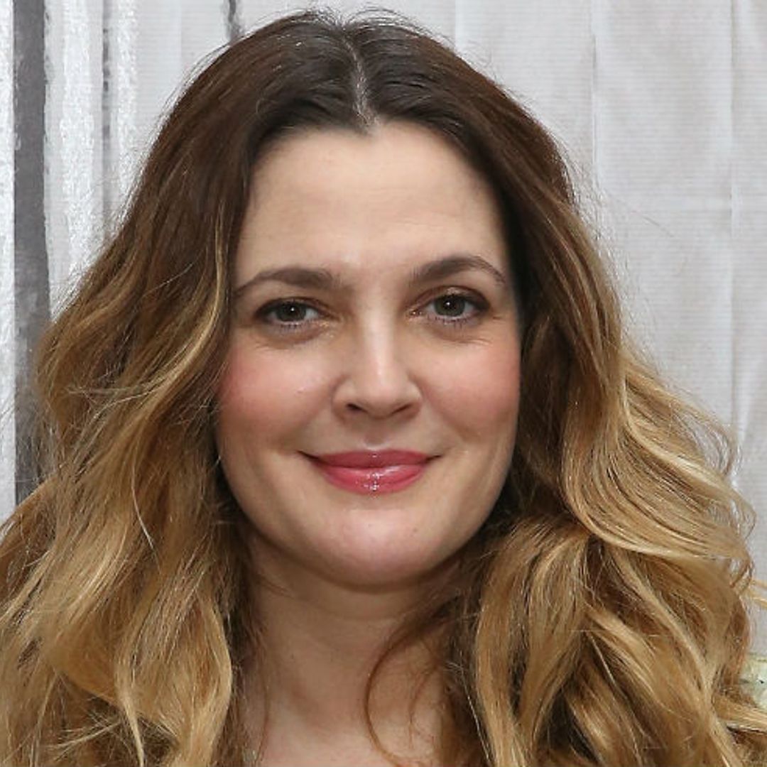 Drew Barrymore thinks up ingenious way of keeping daughter Olive entertained at the hairdressers