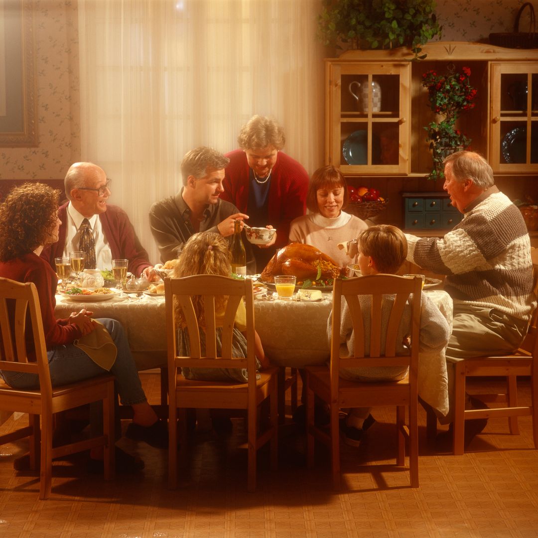 9 Thanksgiving staples from the 1980s that have disappeared from tables