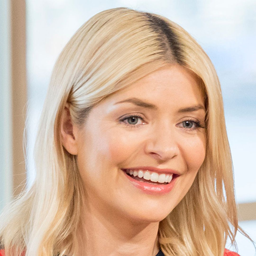 Holly Willoughby is the ruffle queen in high street dress!
