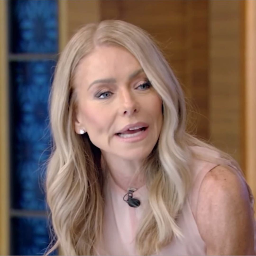 Kelly Ripa looks totally different in must-see photos to mark 54th ...