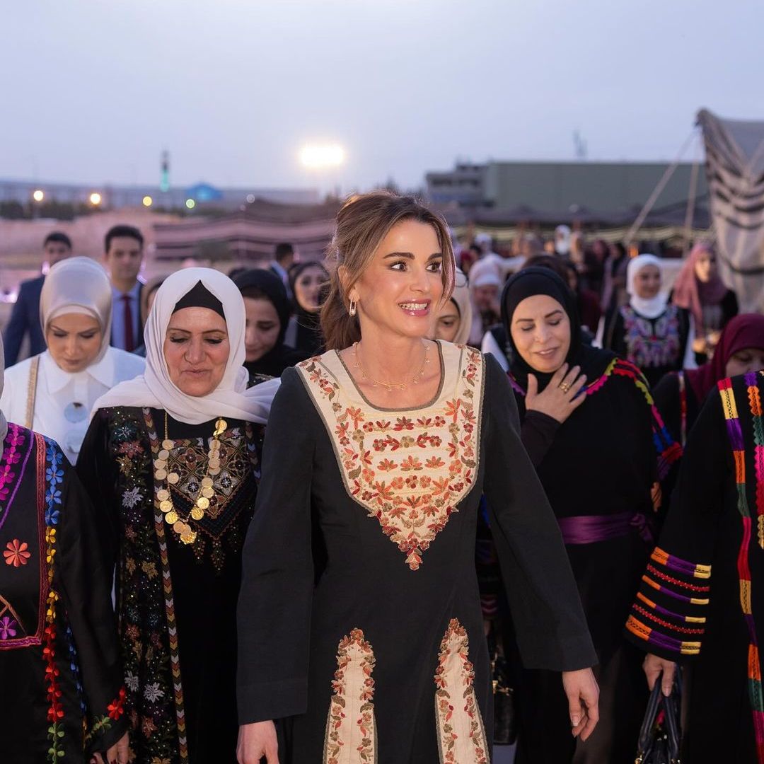 Queen Rania steps out in a Meghan Markle approved shoe brand for Iftar