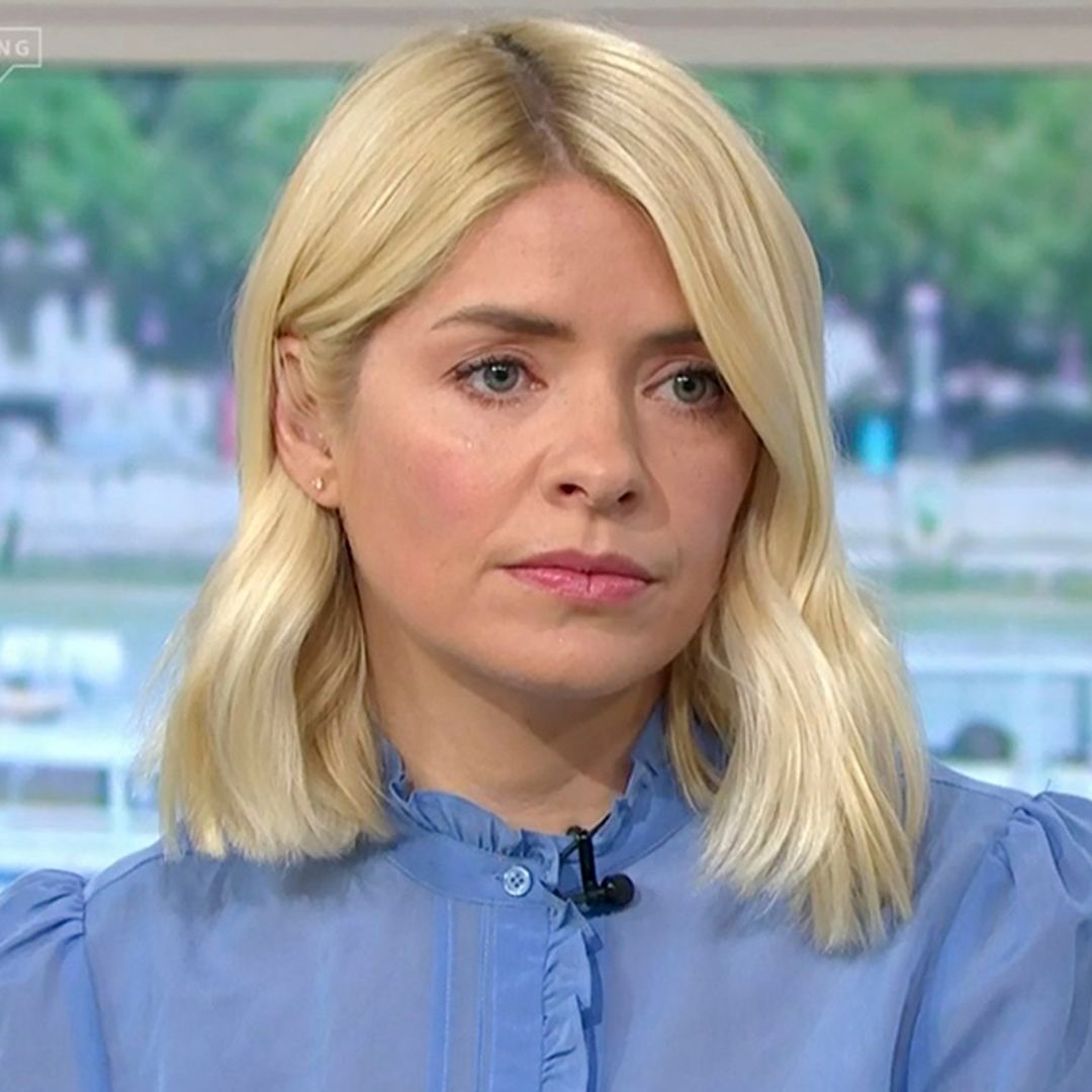 Watch Holly Willoughby fight back tears after emotional moment on This Morning