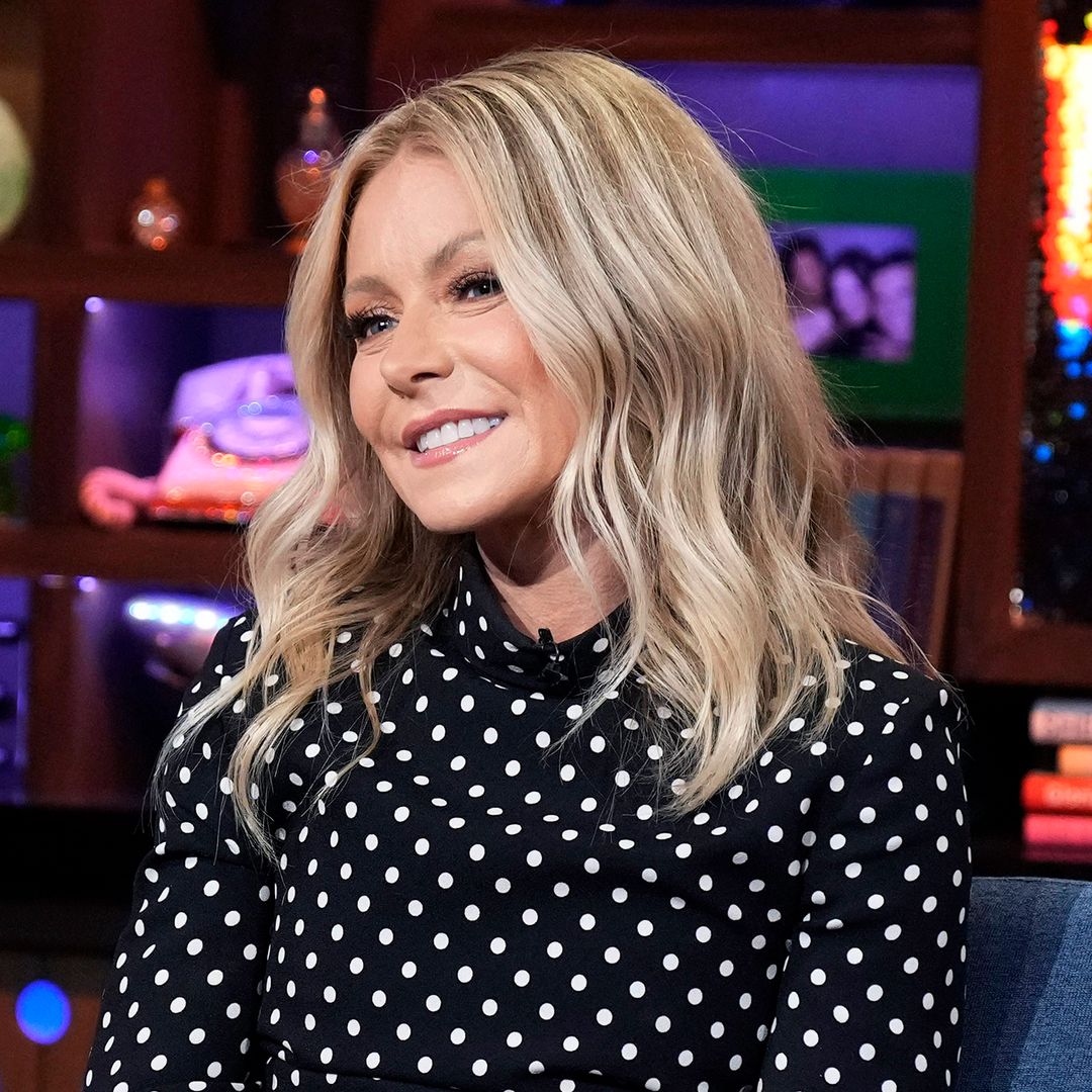 Kelly Ripa looks so sunkissed in vacation photos before difficult week on Live!