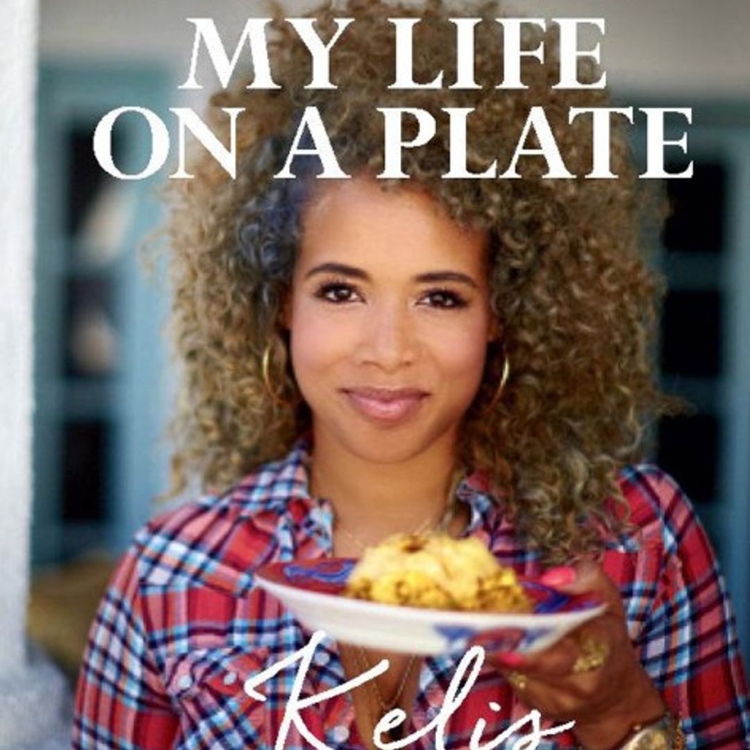'Milkshake' singer Kelis launches first new cookbook