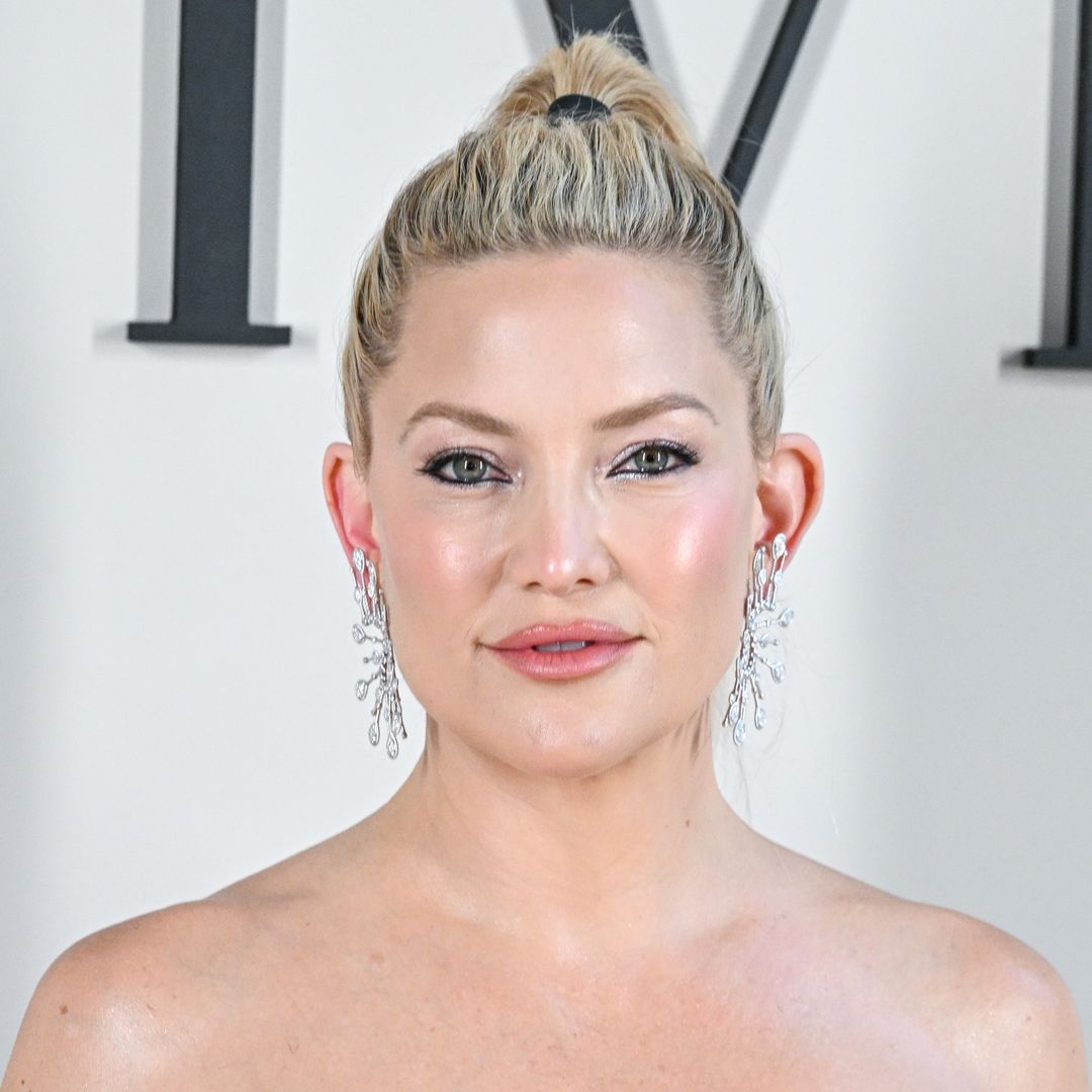 Kate Hudson goes makeup-free for all-natural bed photo with daughter Rani Rose