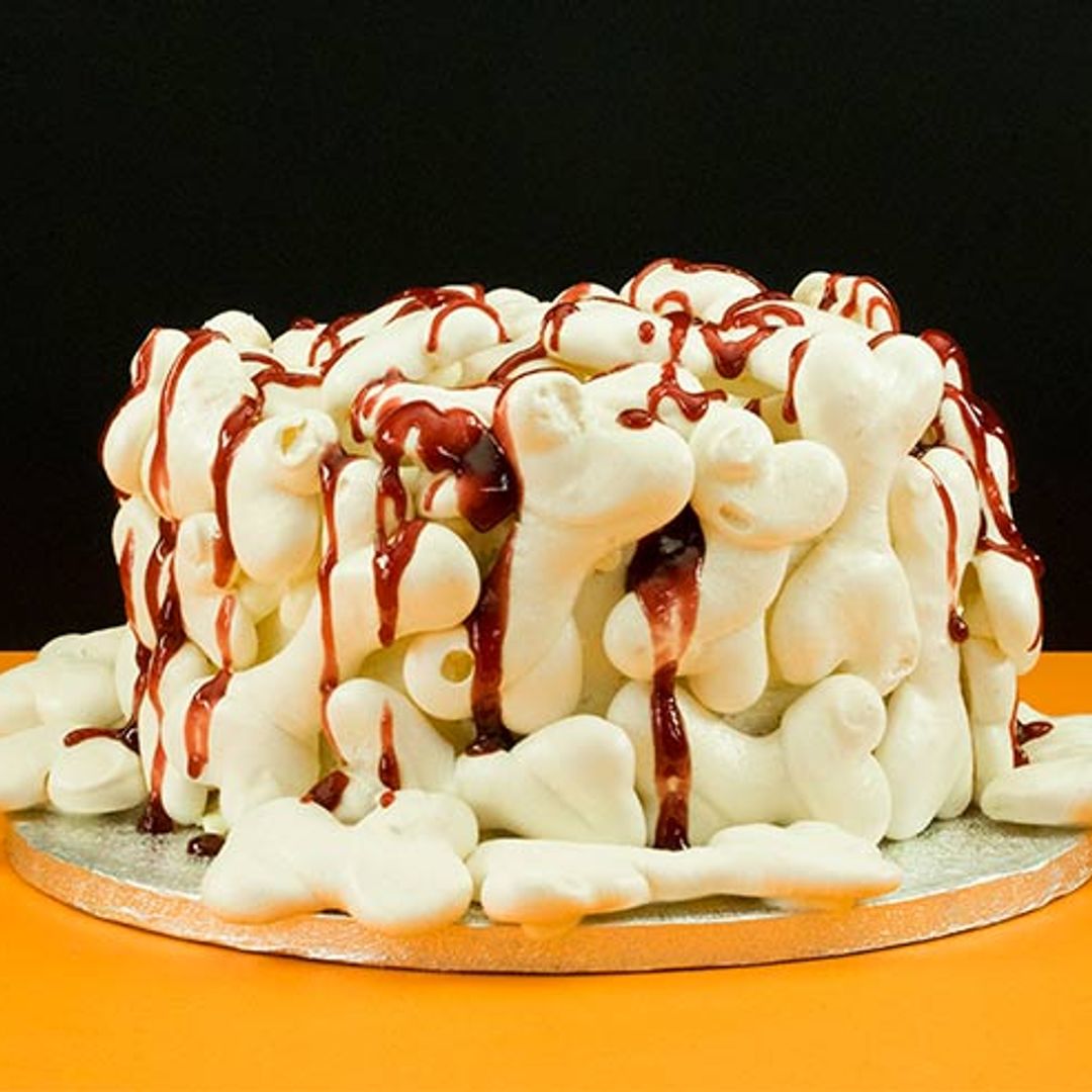You have to try this bone-chillingly good Halloween Scary Bones cake recipe