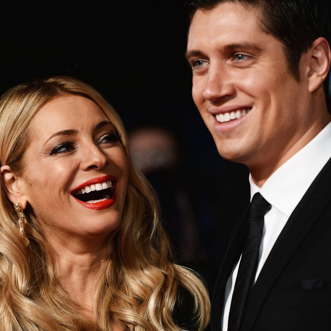 Tess Daly sizzles in ultra-romantic tribute to husband Vernon Kay