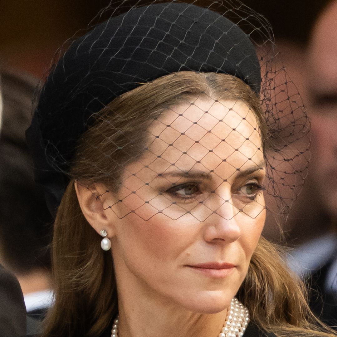 Awkward royal moment as Princess Kate arrives at Westminster Cathedral - watch