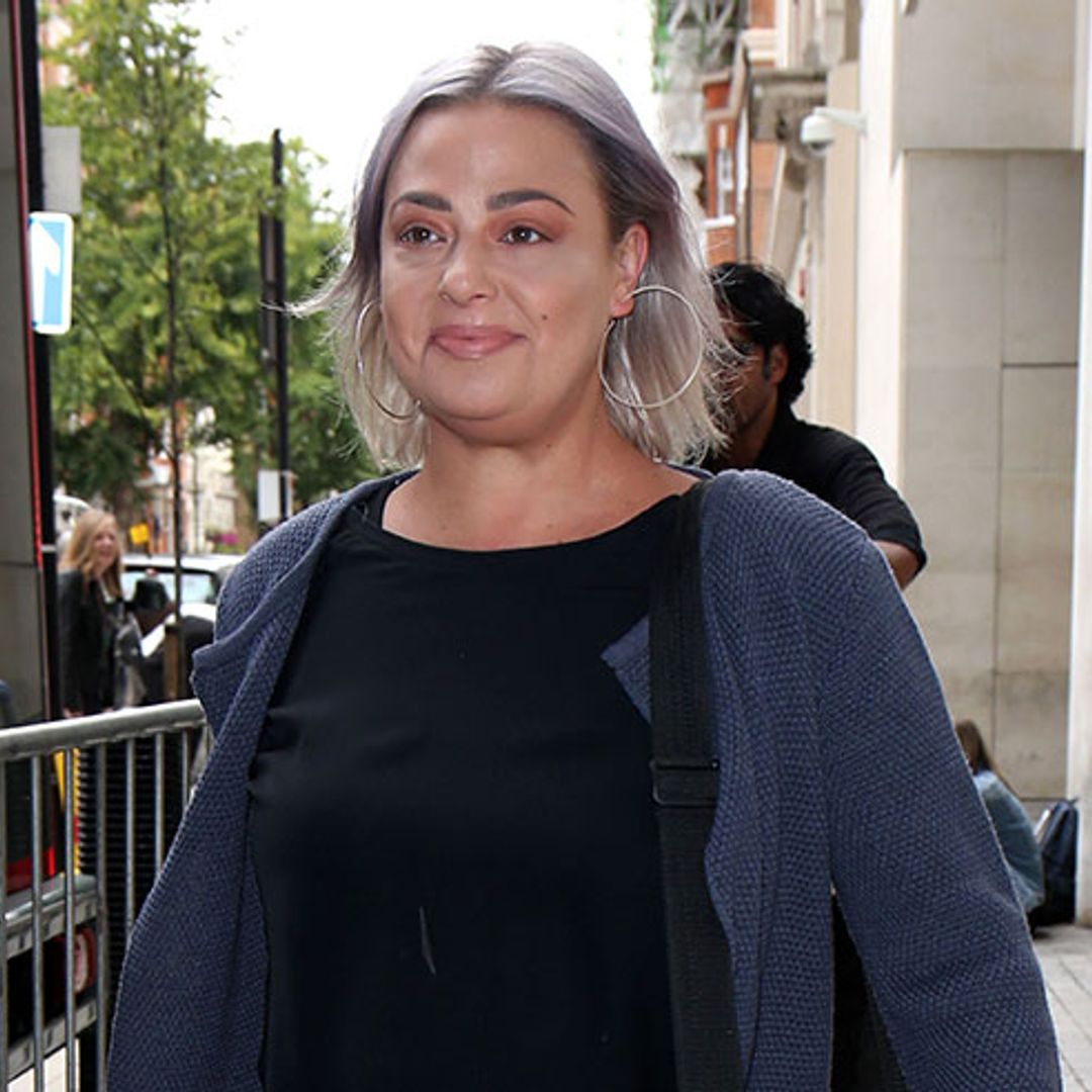 Lisa Armstrong’s been kissing this strictly dancer...