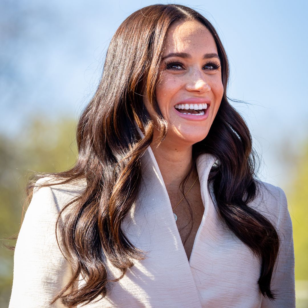Meghan Markle amazes fans with glowing new look