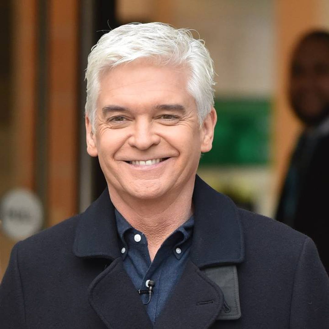 Phillip Schofield suffers minor injury live on This Morning