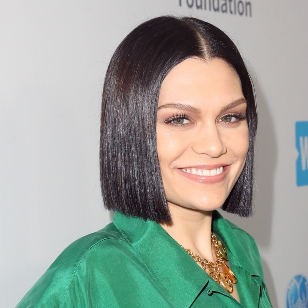 Pregnant Jessie J shows baby bump in nude bath snaps