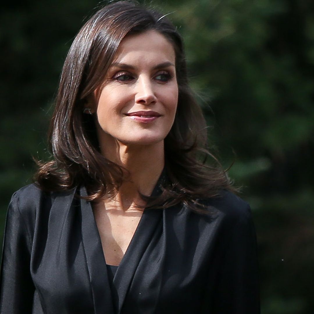 Queen Letizia surprises in leather look for a night at the theatre