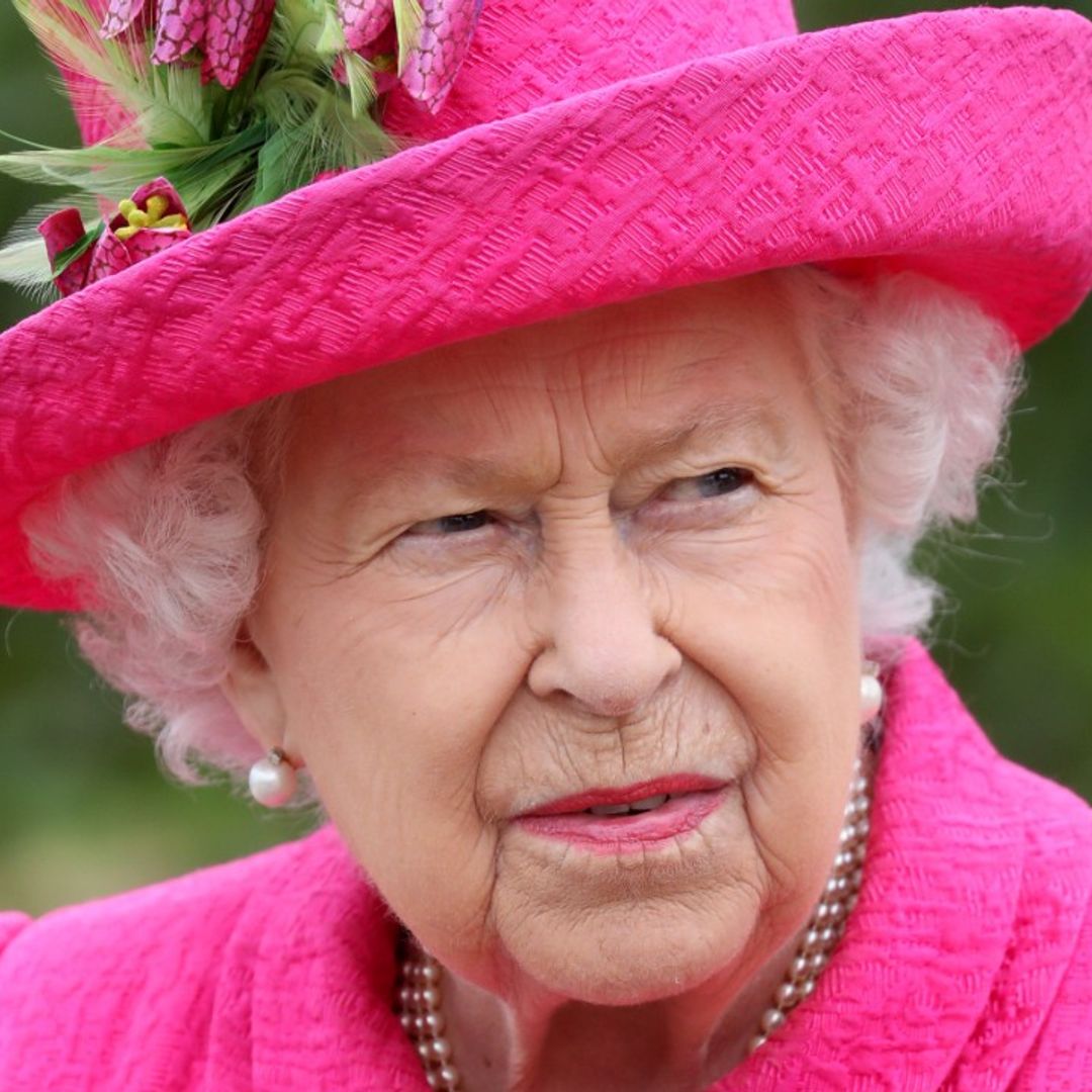Buckingham Palace intruder breaks in while the Queen sleeps – get the details