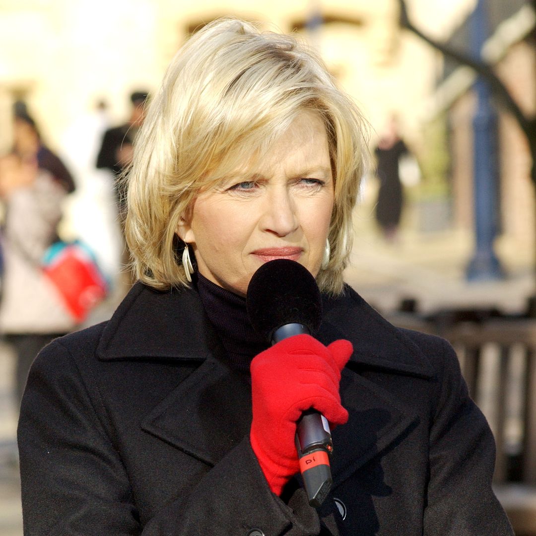 ABC News anchor Diane Sawyer films a segment of "Good Morning America" at the Tower of London February 6, 2002 in London. "Good Morning America" was filming in London to mark Britains Queen Elizabeths 50th anniversary on the throne.