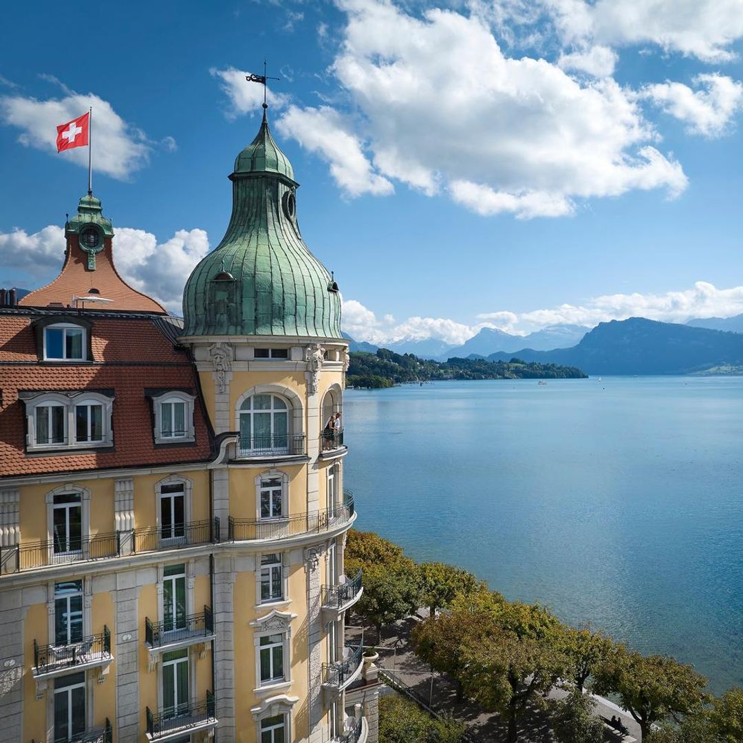 exterior shot of mandarin oriental hotel switzerland