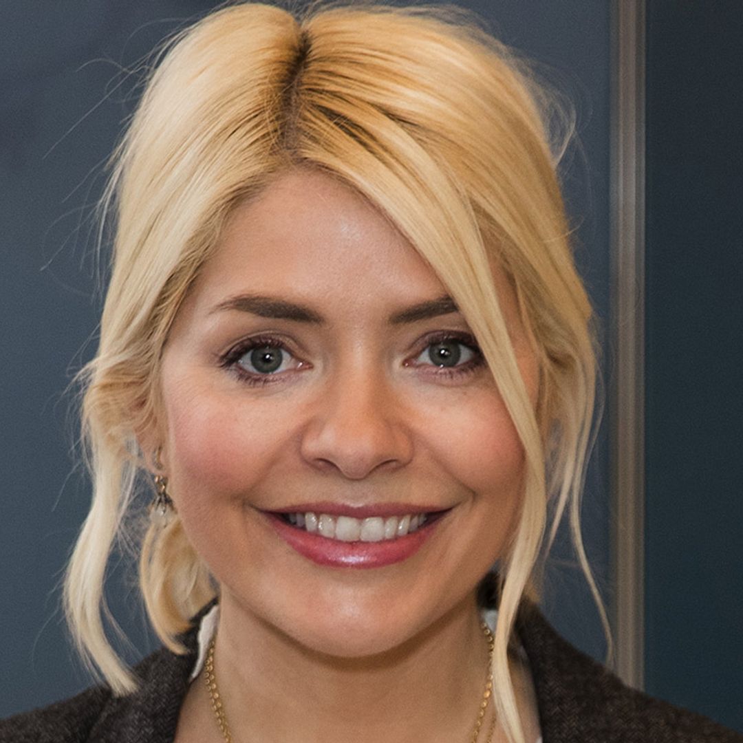 Holly Willoughby glows in stunning selfie during special 'play date' ahead of This Morning return