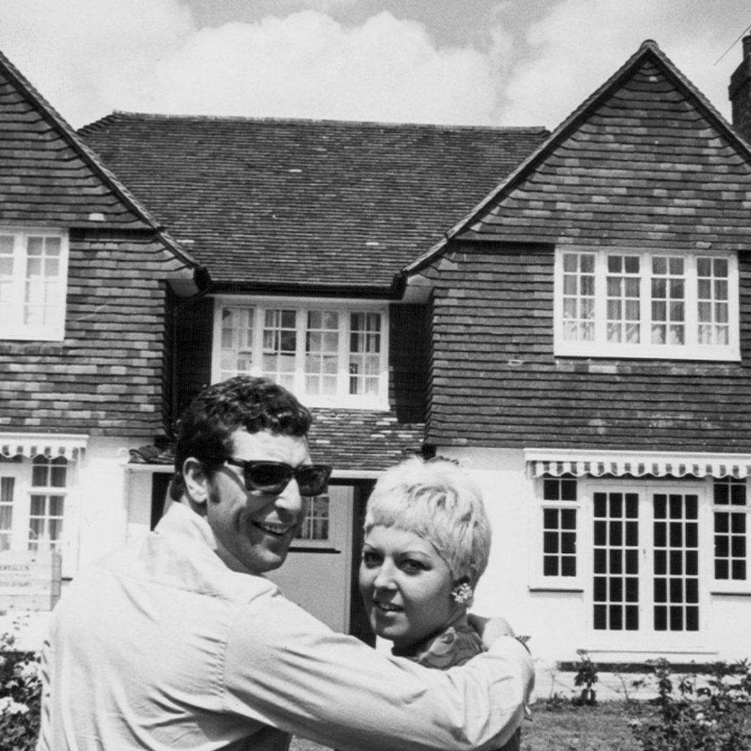 Tom Jones' £2.6m Welsh mansion with late wife Linda rivalled a hotel