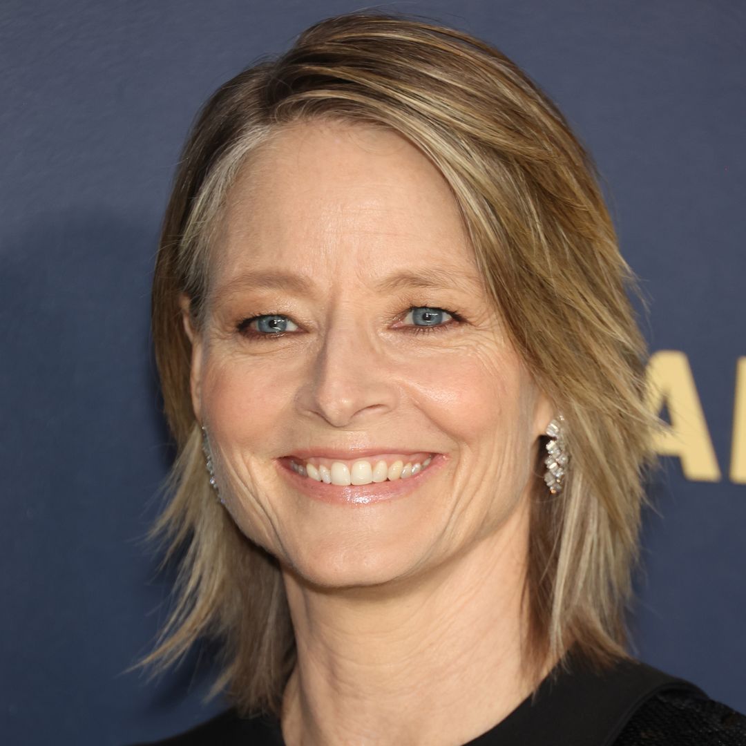 jodie foster short hair