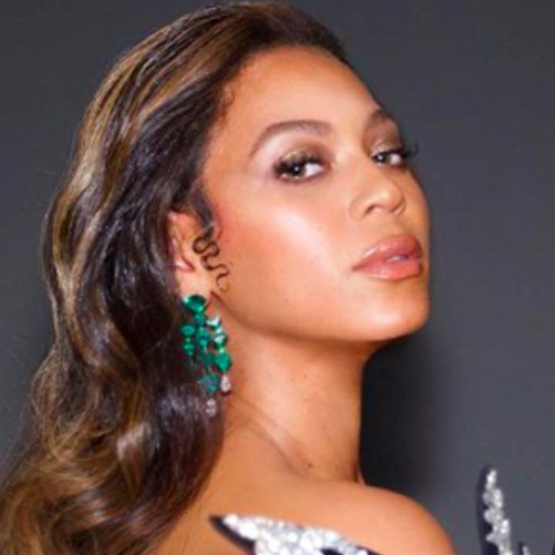 Beyoncé spots great bargain as she steps out in £30 stiletto boots – and they're still in stock!