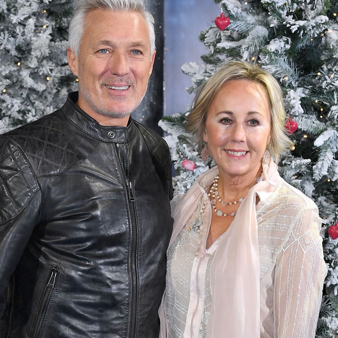 Martin and Shirlie Kemp's frosted Christmas transformation at old family mansion