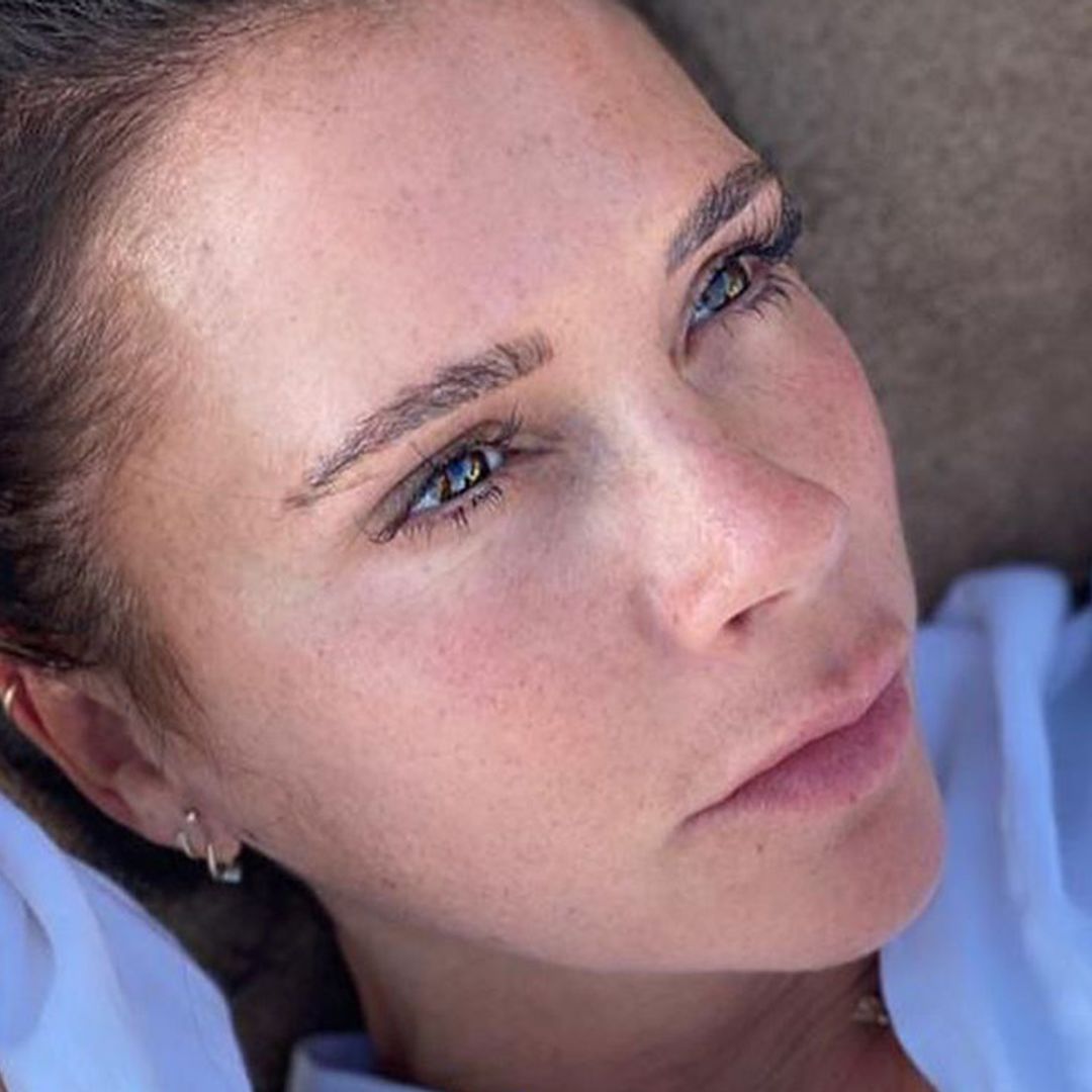 Victoria Beckham embraces her freckles in rare makeup-free photo