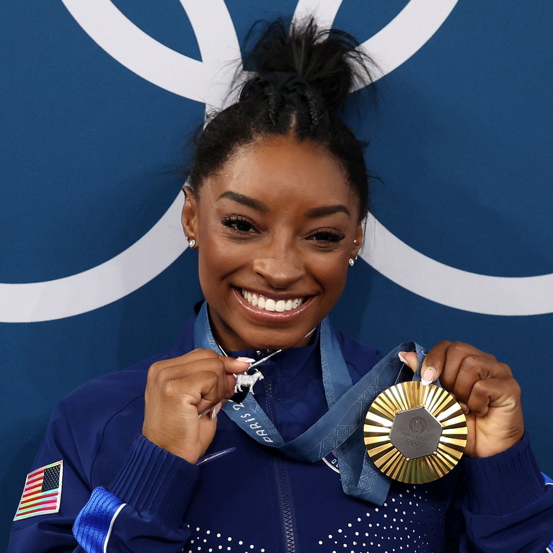 Simone Biles' husband Jonathan Owens shares personal message after leaving Paris