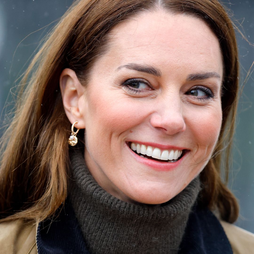 Princess Kate  just carried a never-seen-before commuter bag - and it's so chic