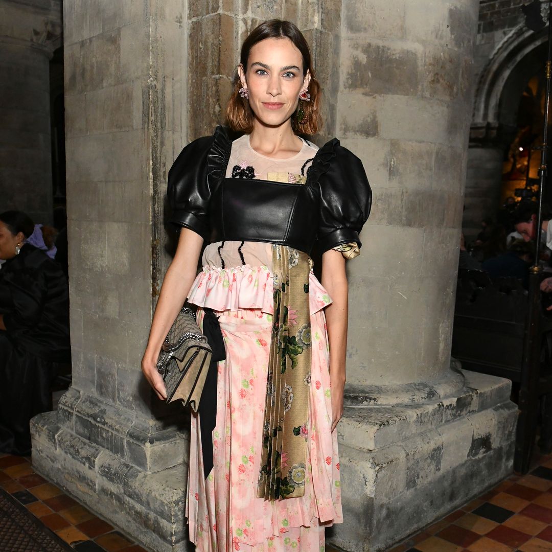 Alexa Chung's no makeup look is a breath of fresh air for spring